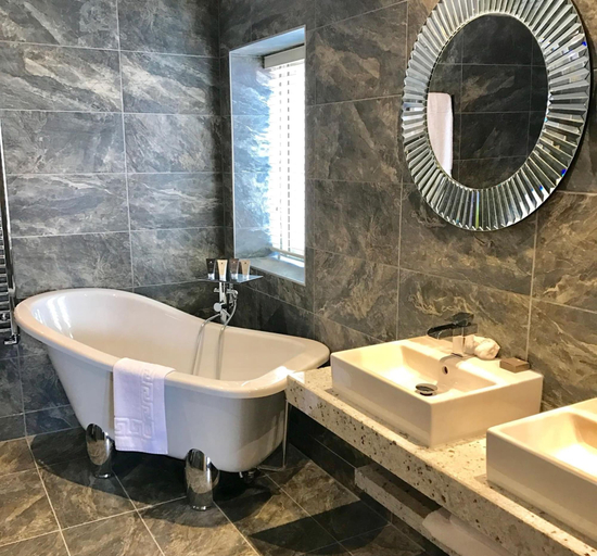 Bathroom 3, The Fence Gate Lodge, Lancashire