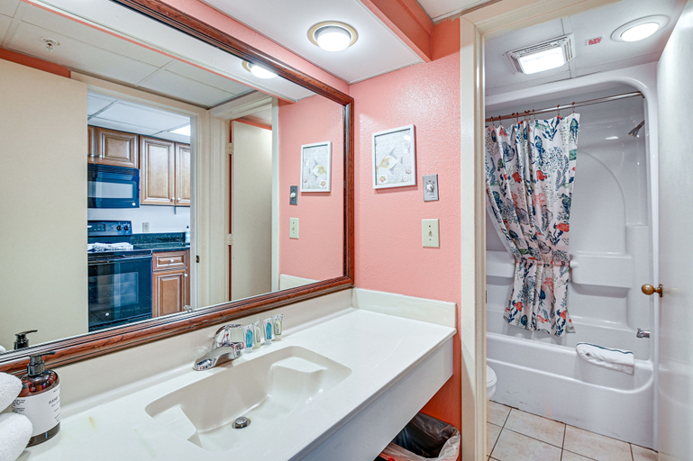 Bathroom 4, Oceanfront Myrtle Beach Condo w/ Balcony & Views!, Horry