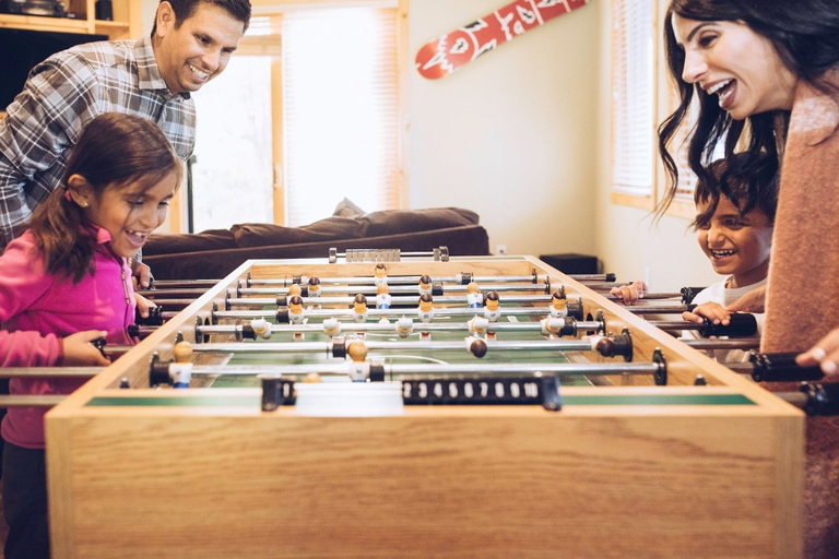 Game room 2, Ski Trails 4058, Placer
