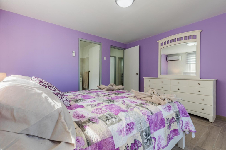 Bedroom 3, NEW Modern Stylish 6BR 6BA Villa Near Palmbeach