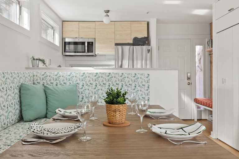 Dining Room 7