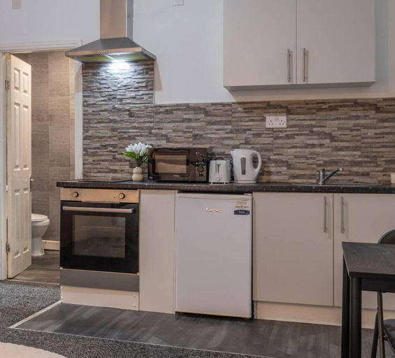 Others 5, Stunning 1 Bed Studio3 in Coventry, Coventry