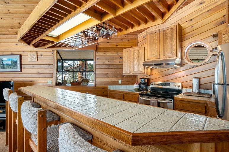 Private kitchen 3, Stutzhaven in the Mountains - 2 Br Home, Larimer