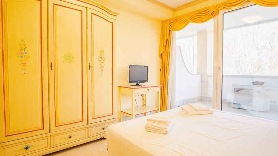 Room 5, 120 Relais du Lac Village - Italian Homing, Brescia