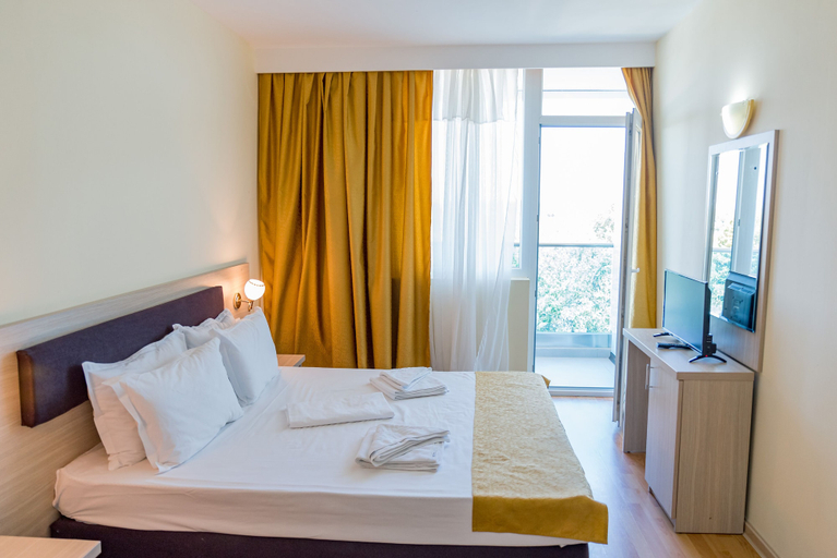 Bedroom 2, Apollo Hotel, Mangalia