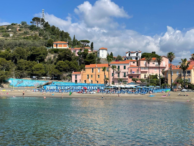 Apartment Le Margherite - SLR251 by Interhome, Imperia