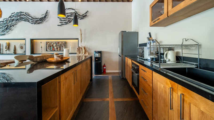 Others 4, Chic Seminyak Retreat With Private Pool Haven, Badung