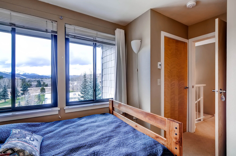 View from property, Plaza 1407, Summit