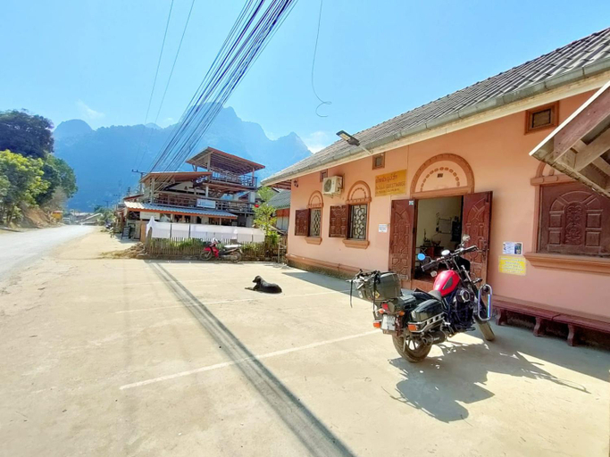 Others 3, phoulisack guesthouse, Ngoi