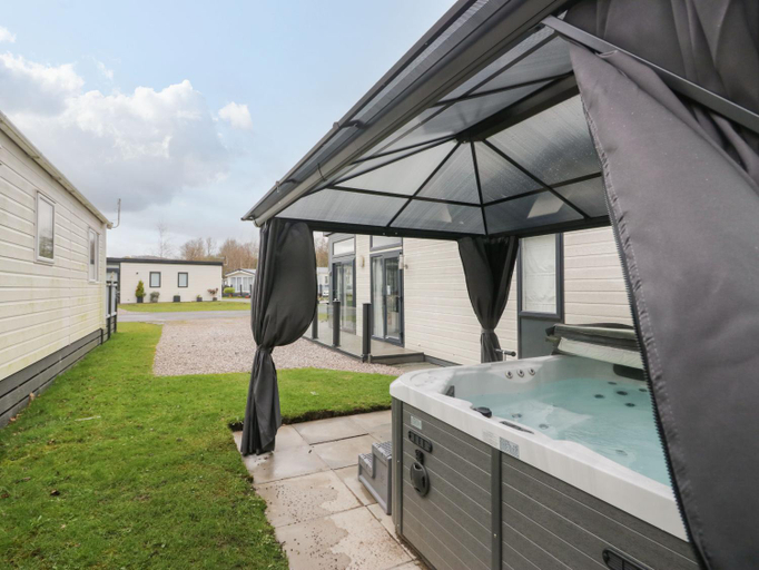 Sport & Beauty 2, Yealand 36, Lancashire