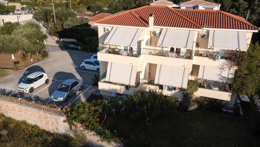 Exterior view 2, Anna Maria Apartments, Ionian Islands