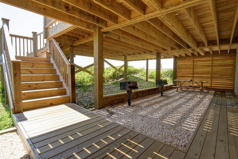 Property grounds 2, Dune Deck North - 4 Bedroom Home by RedAwning, Brunswick