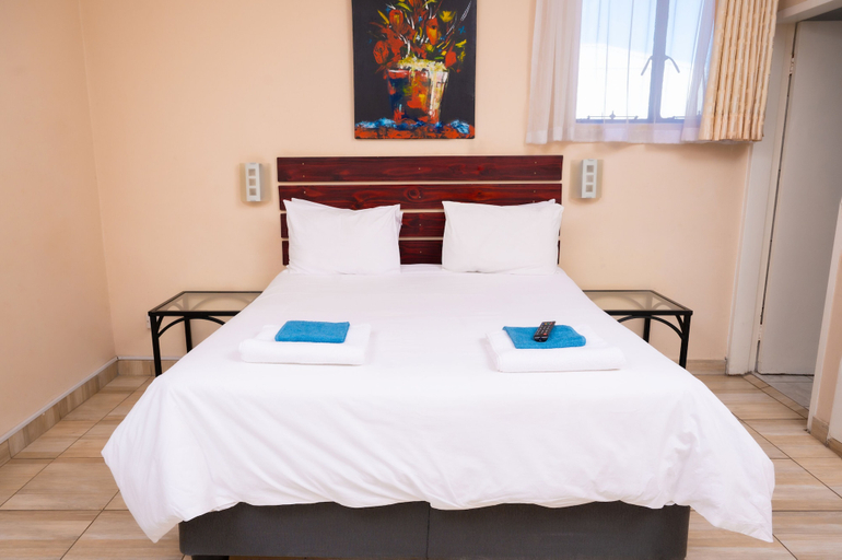 Bedroom 3, Horizon Inn, Harare