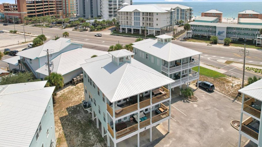 Exterior 2, Spinnaker Pointe 3b 3 Bedroom Duplex by RedAwning, Baldwin
