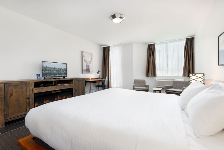 Bedroom 3, Adara Hotel, Squamish-Lillooet