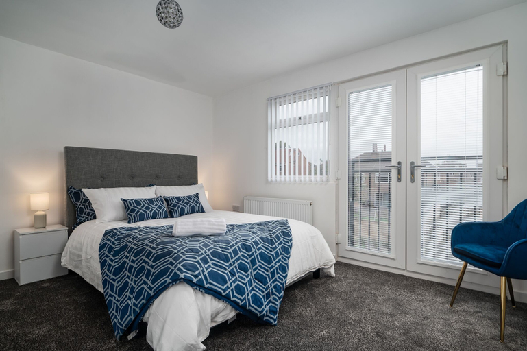 Bedroom 2, Immaculate 5-bed House in Leeds, Leeds