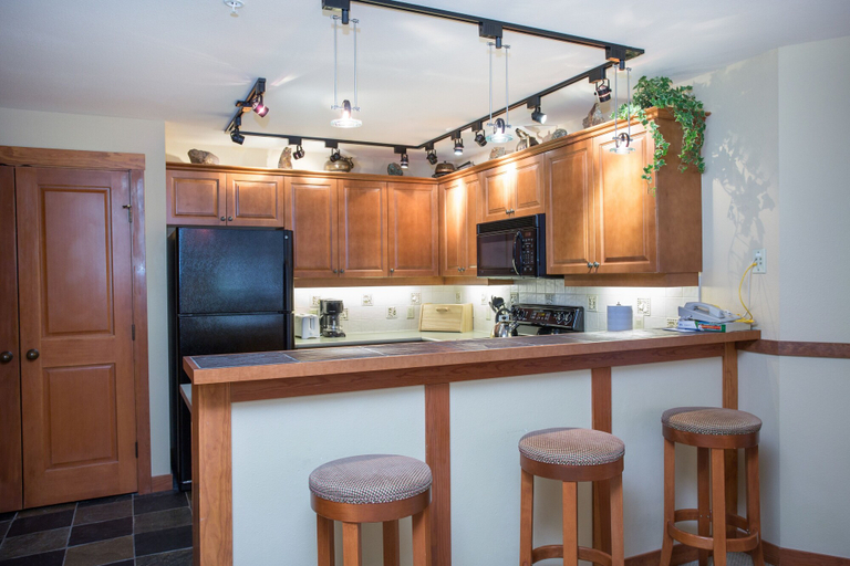 Private kitchen 3, 1214 - Two Bedroom Standard Eagle Springs West 2 Condo by RedAwning, Salt Lake