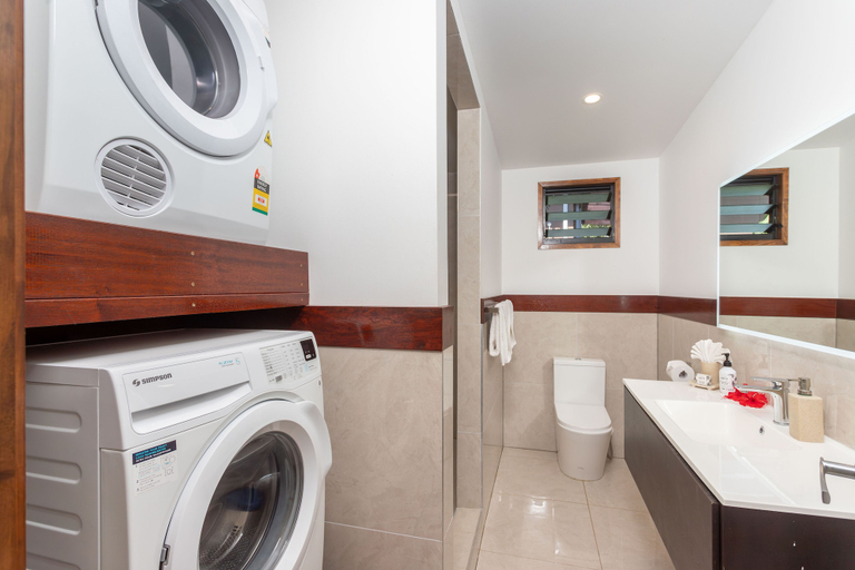 Bathroom 2, Atupa Suites, Rorotonga