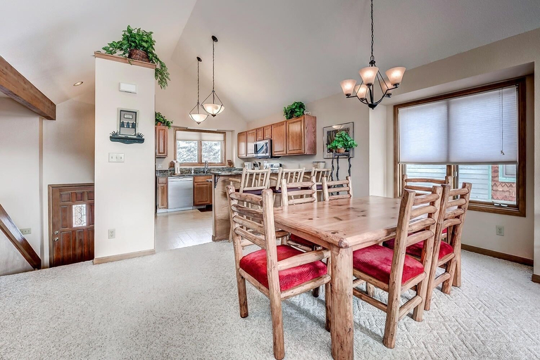 Dining 2, Pitkin Townhome - 704 3 Bedroom Townhouse by RedAwning, Summit