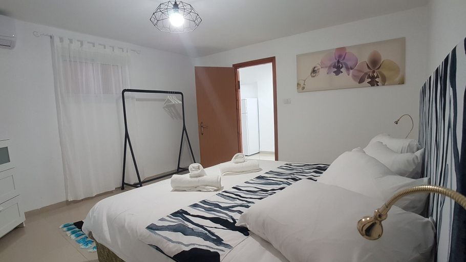 Bedroom 2, Hili Apartments