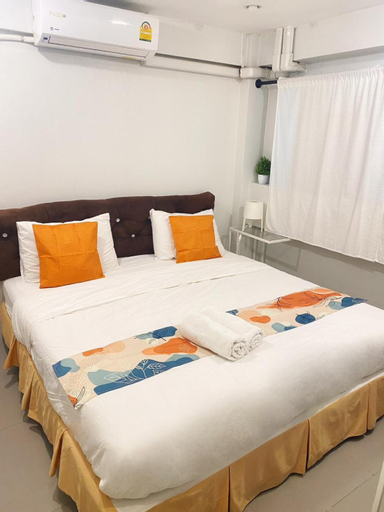 Bedroom 12