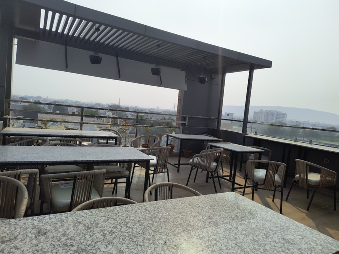 Food & Drinks 5, Hotel Mewar Shine, Udaipur