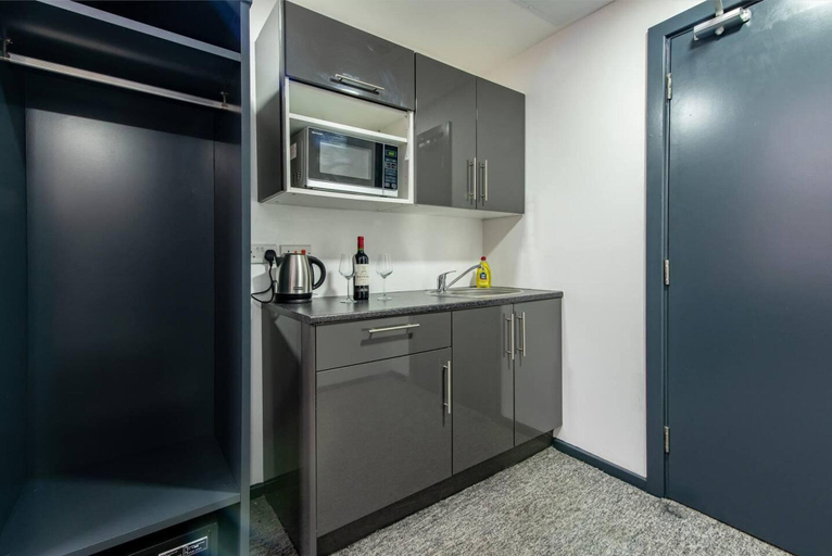 Others 4, Stylish 1-bed Studio - Heart of Nottingham, Nottingham