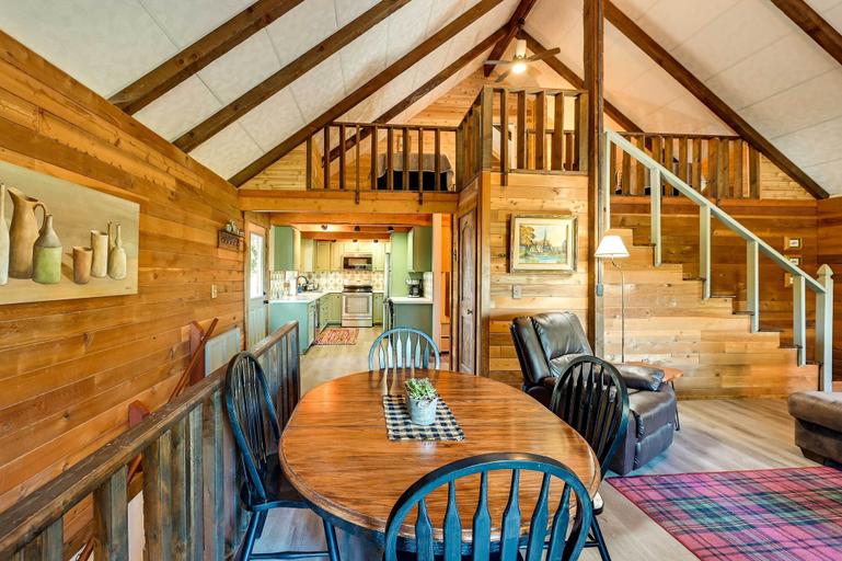 Food & Drinks, Secluded Garden Valley Cabin w/ Deck & Views!, Boise
