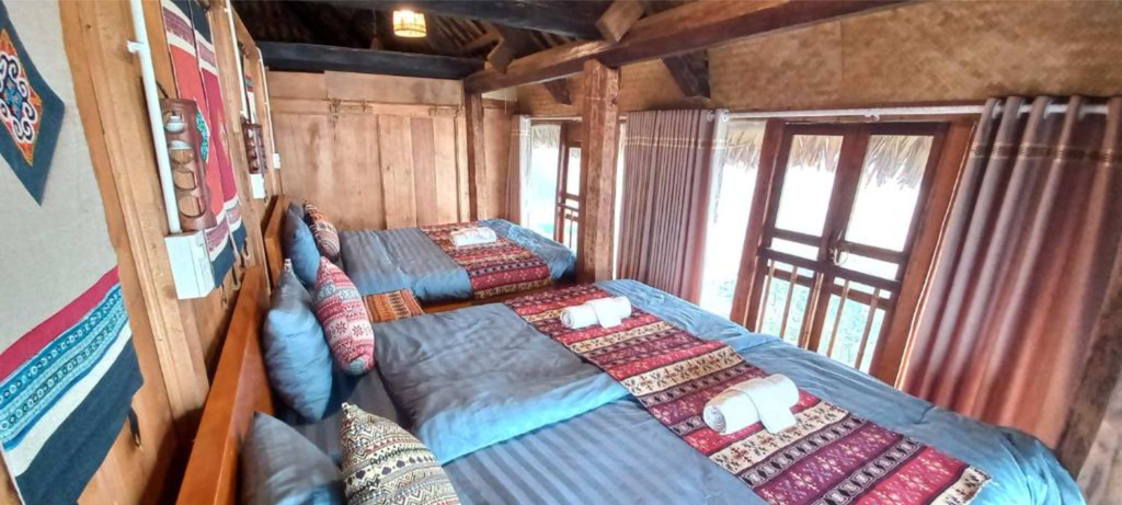 Ta Xua Ecolodge Room Type - Family room in stilt house