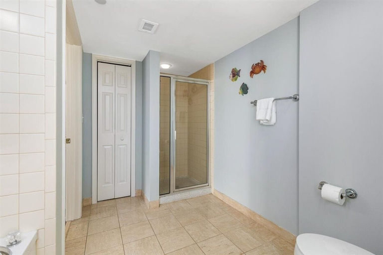 Bathroom 2, Brighton Tower 1909 3br 3ba Oceanfront 3 Bedroom Condo by RedAwning, Horry