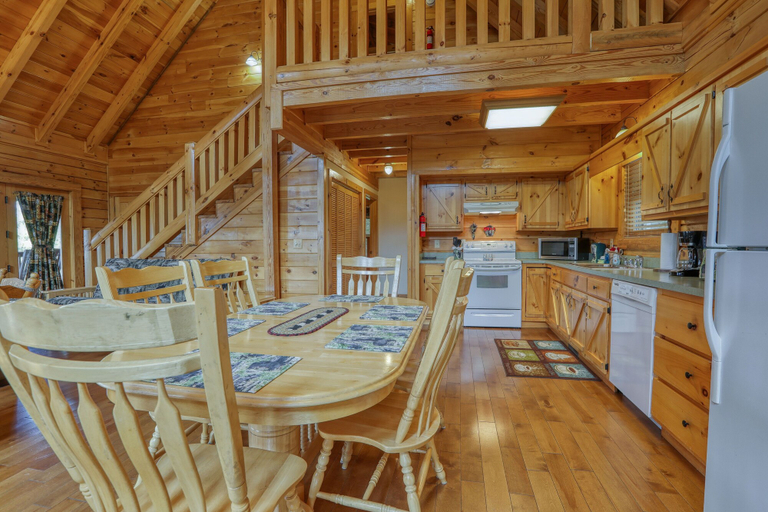 Others 5, Mountain View - 2 Bedrooms, 2 Baths, Sleeps 6 Cabin by RedAwning, Cocke