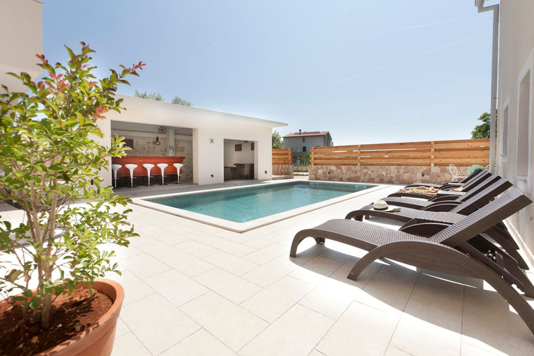 Sport & Beauty 2, Funcic Apartments 2 app, Pula