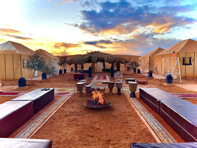 Roses desert camp, Errachidia