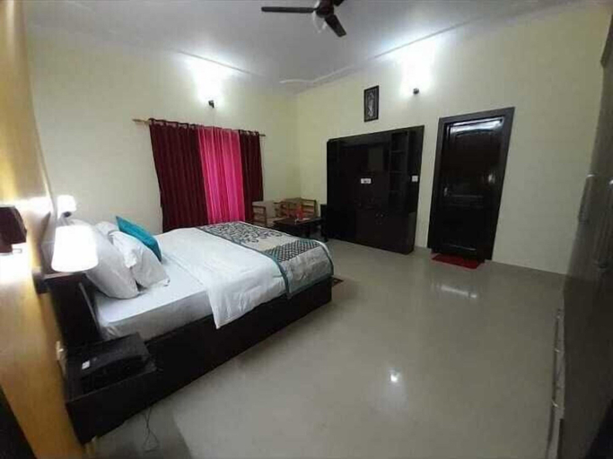 Bedroom 1, Nabh Resorts, Nainital