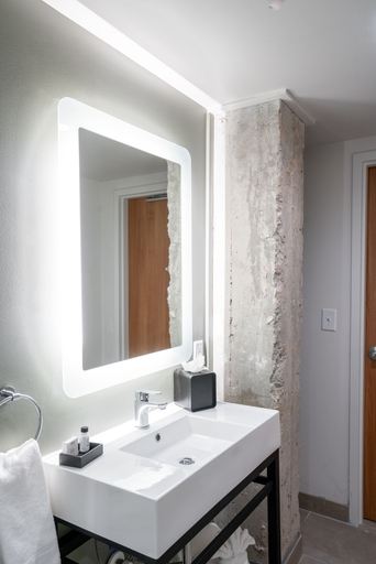 Bathroom 4, Bridge Creek Inn, Rabun