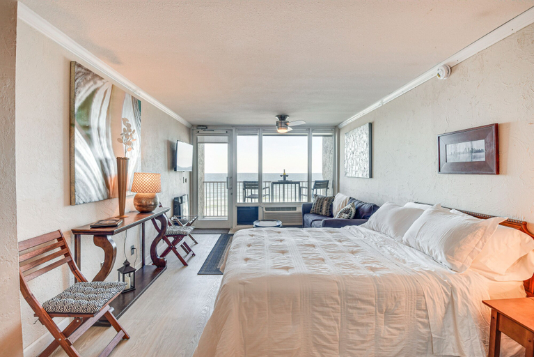 Bedroom 2, Daytona Beach Retreat: Beach Access!, Volusia