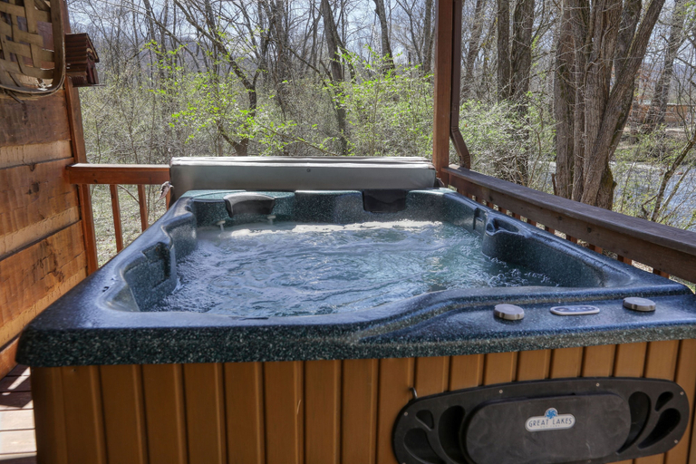 Others 4, Creekside Memories - 2 Bedrooms, 2 Baths, Sleeps 6 Cabin by RedAwning, Cocke