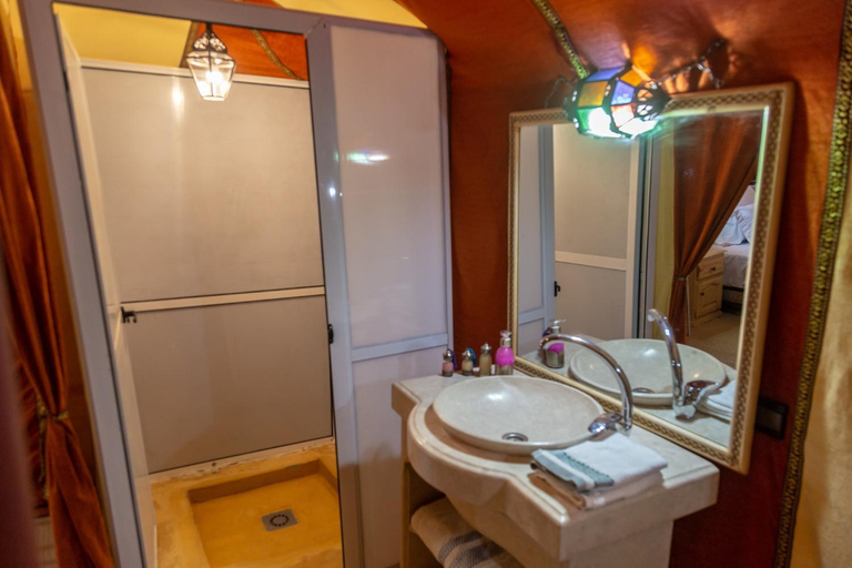 Bathroom 2, Khamlia Luxury Desert Camp, Errachidia