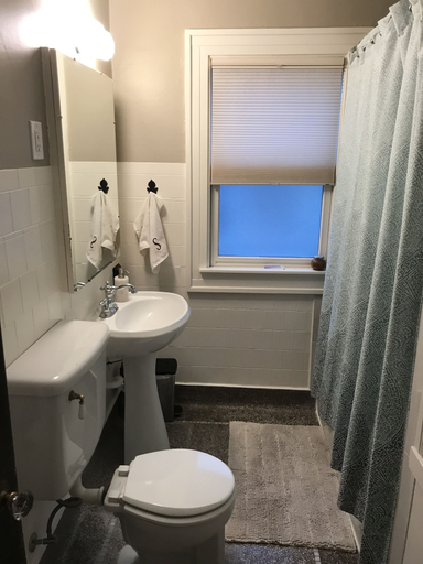 Bathroom 3, Beautiful Luxury Suite A Shorewood Home, Milwaukee