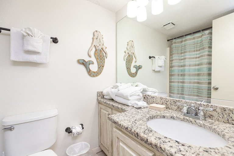 Bathroom 3, Phoenix V 201 3 Bedroom Condo, Baldwin
