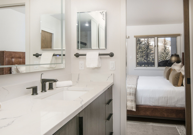 Bathroom 4, Townsend Place B202 1 Bedroom Condo by RedAwning, Eagle