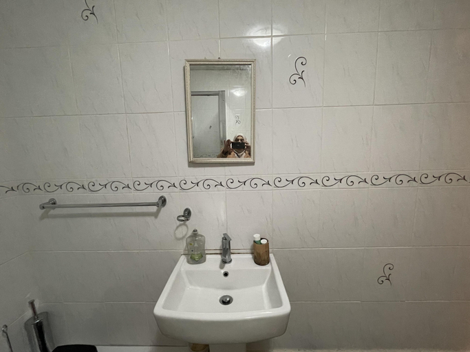 Bathroom 3, Inviting 2-bed House in Birmingham, Birmingham