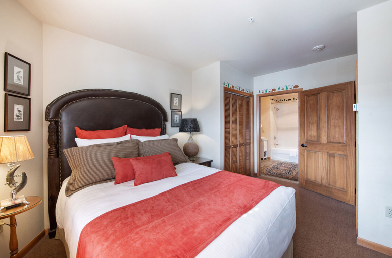 Bedroom 2, Select Unit 1520 - Three Bedroom - Zephyr Mountain Lodge 3 Condo, Grand