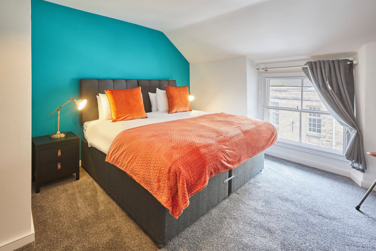Room 2, Host Stay Beckside, North Yorkshire