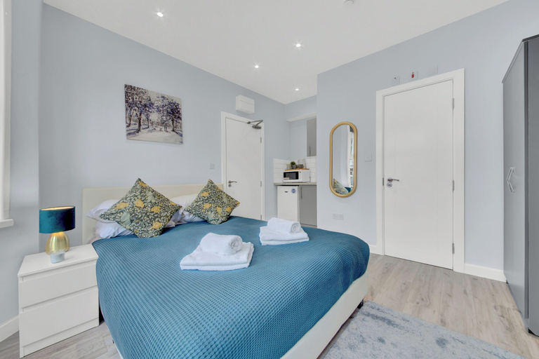 Bedroom 3, Cozy Serviced Ensuite In West Drayton London TW7, London