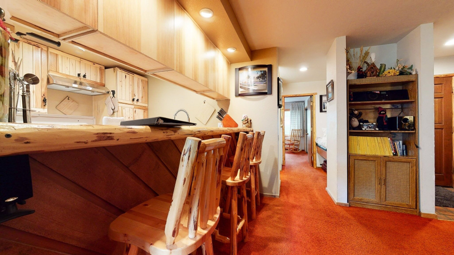 Private kitchen 2, Snowcreek II #253 1 Bedroom Condo by RedAwning, Mono