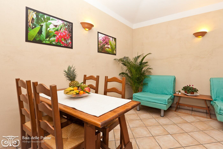 Dining 3, "classical Residence Baia Delle Palme Sleeps 4 - Bilo 4", Cagliari