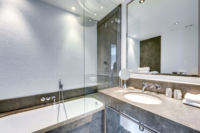 Bathroom 4, Hotel Le A, Paris