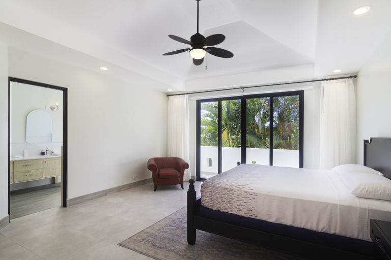Others 4, Classy Beachfront Home with Private Pool - Hermosa Palms 110 by RedAwning, Garabito
