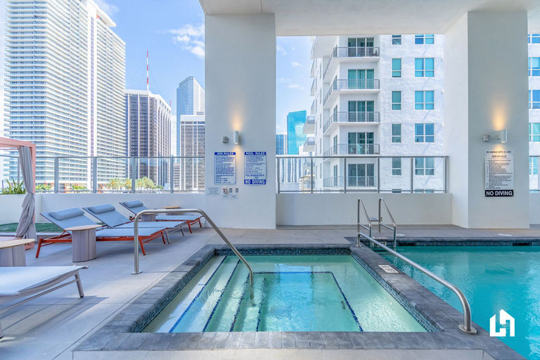 Sport & Beauty 1, Downtown Miami Condos by Lua Host, Miami-Dade